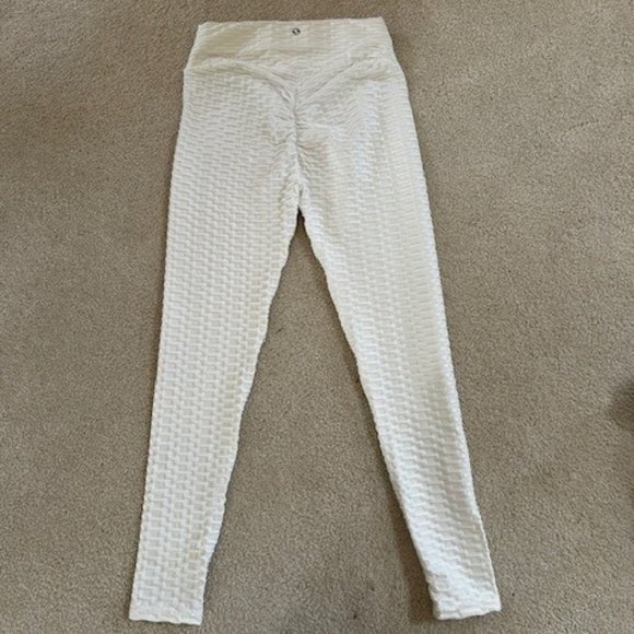 Premium Booty Lifting Anti-Cellulite Leggings - Size Large - Picture 5 of 9